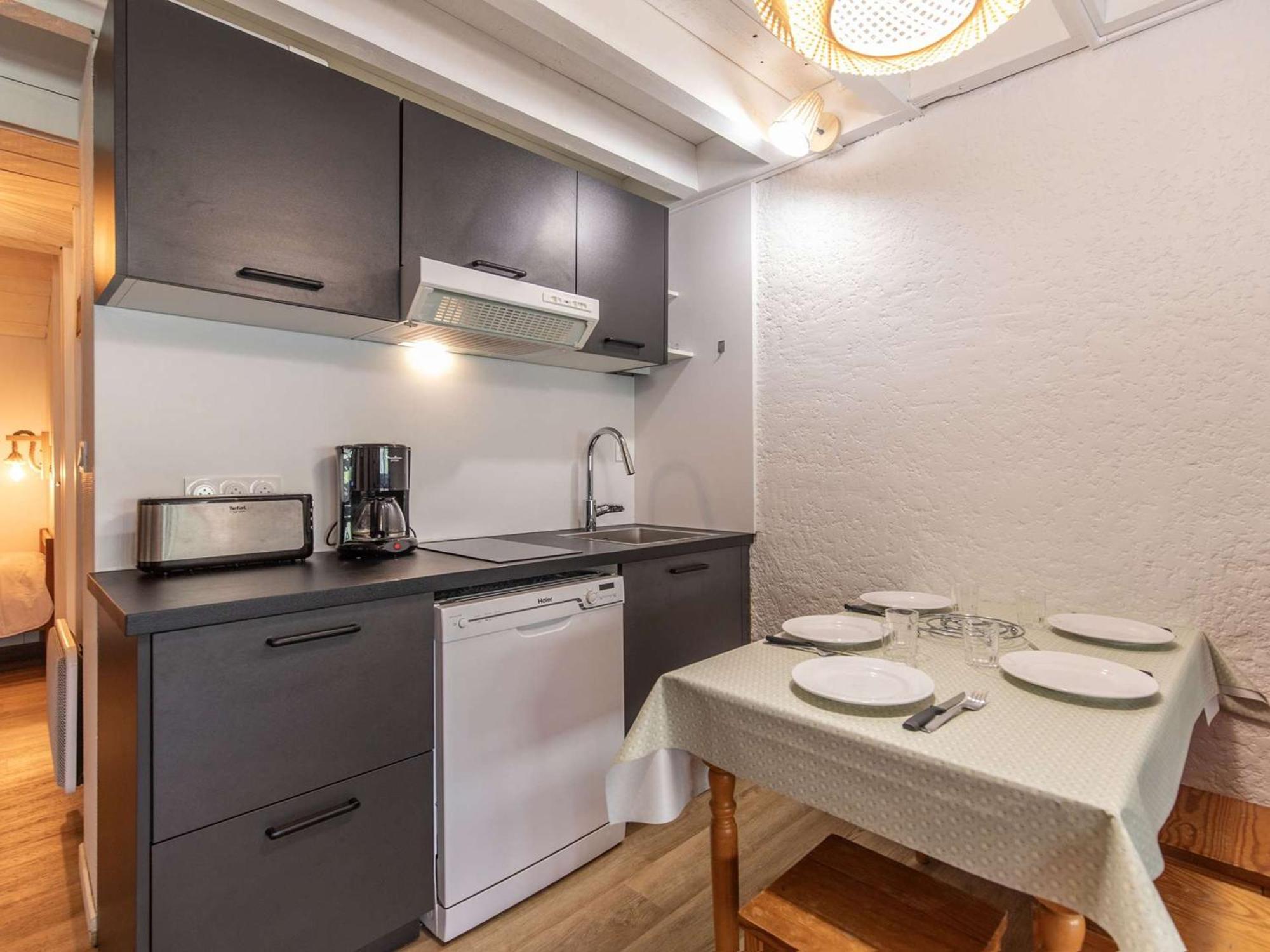 T2 Renove Avec Terrasse, Parking Prive, Local Velos A Cauterets - Fr-1-401-290 Zewnętrze zdjęcie